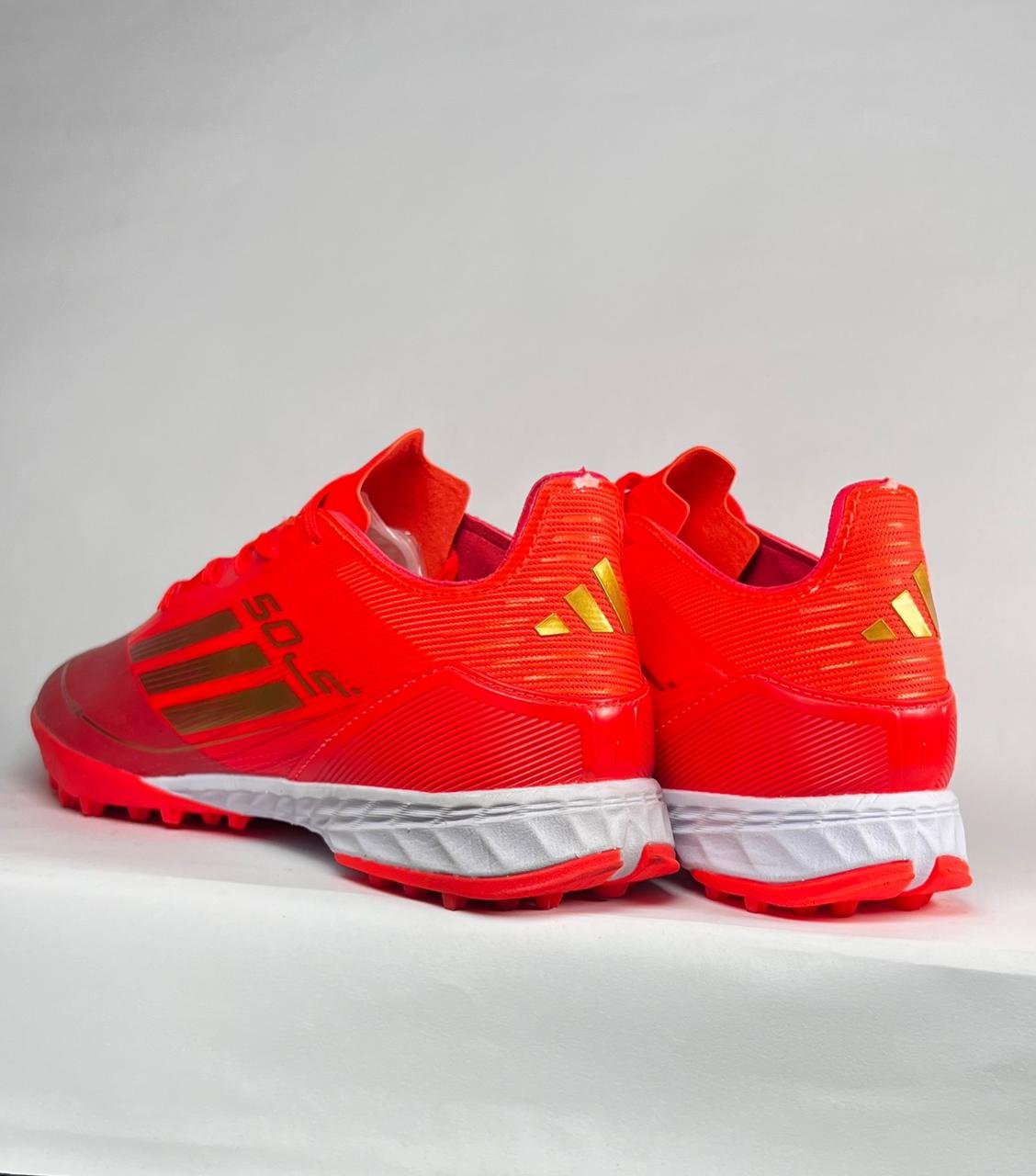 X F50 elite Turf - Orange