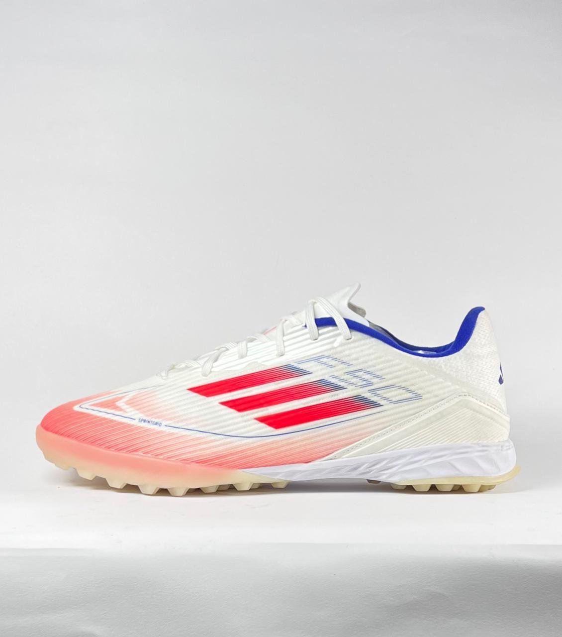 X F50 elite Turf - Red&white