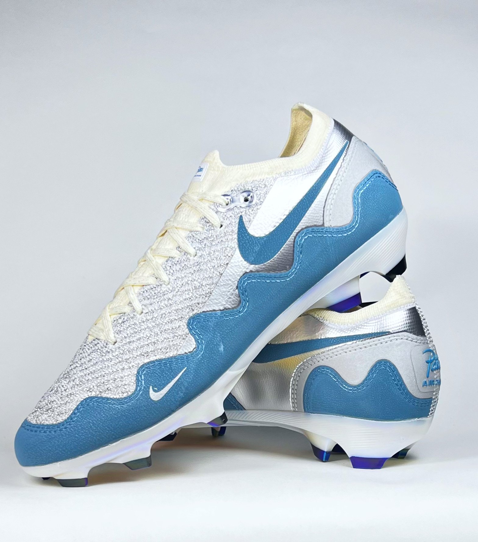 air zoom bata  - Silver